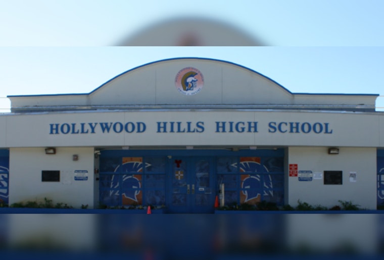  Hollywood Hills High School Lockdown Lifted After Police Find No Weapon on Campus