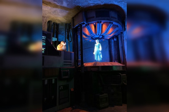 Holoconnects Unveils AI-Powered Holobox at SXSW, Teleporting Austin into the Future