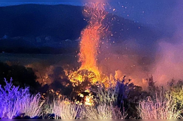 Horse Fire Prompts Closure of Horseshoe Dam Road in Tonto National Forest Amid Suppression Efforts