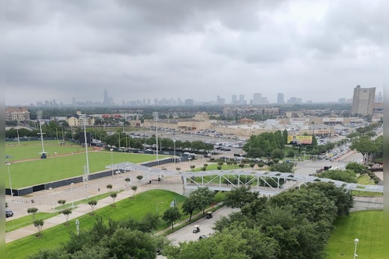 Houston Braces for Stormy Weather with Rain, Thunderstorms and Flood Watch in the Forecast