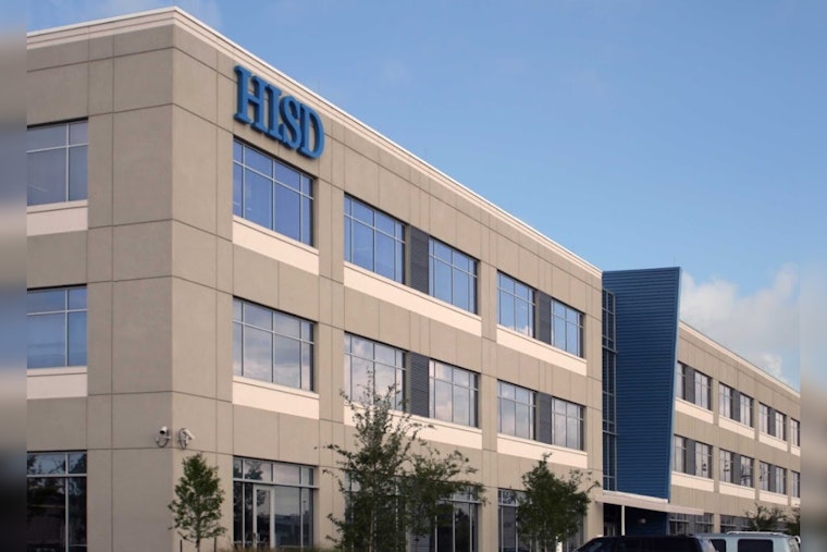 Houston ISD to Automatically Enroll Top Students in Advanced Courses, Reform 125 Schools Amid Push for Equity
