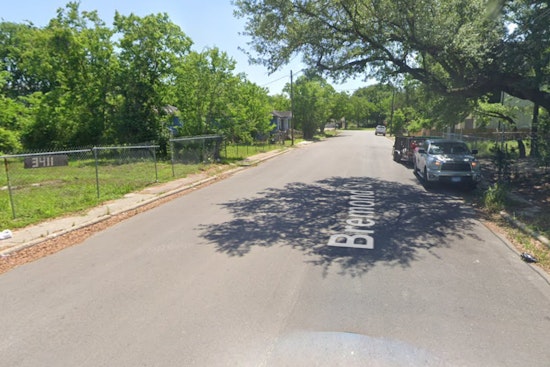 Houston Man Fatally Shot During Suspected Burglary, Police Seek Public's Help to Find Perpetrators