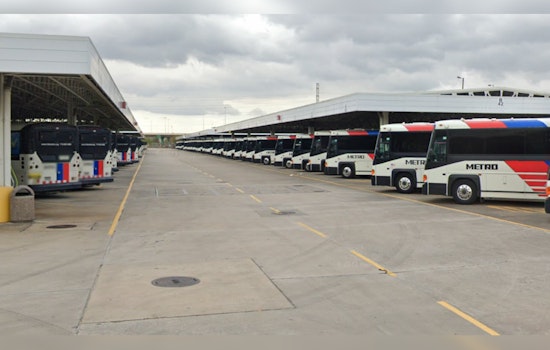 Houston Metro to Ditch Costly Red Bus Lanes for White Diamonds Despite Transit Speed Success