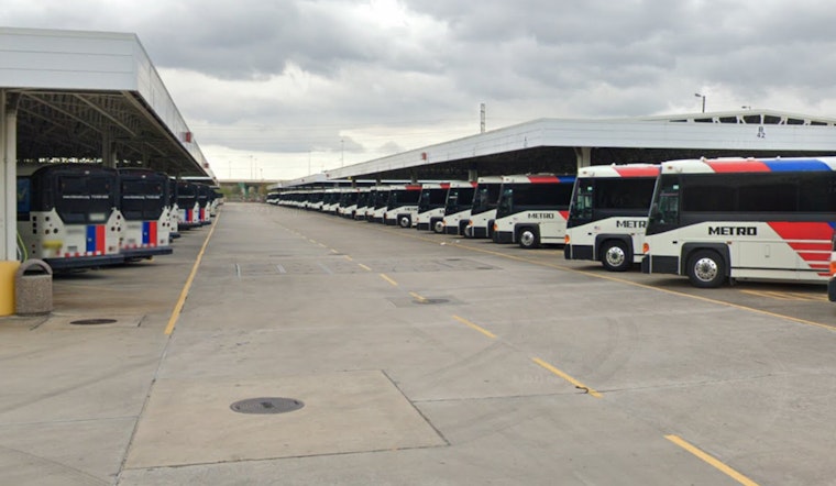 Houston Metro to Ditch Costly Red Bus Lanes for White Diamonds Despite Transit Speed Success