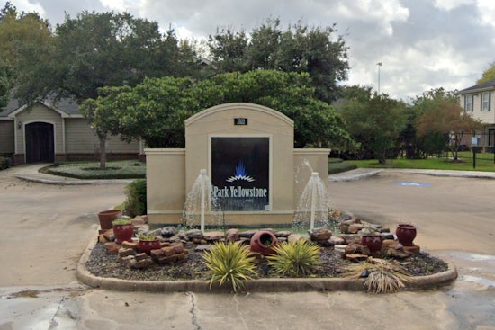 Houston Pizza Delivery Driver Fatally Shoots Customer Following Late-Night Altercation