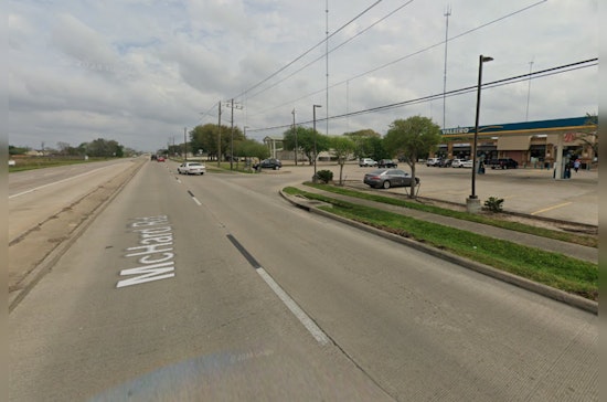 Houston Police Investigate Fatal Shooting in South Side Business Parking Lot