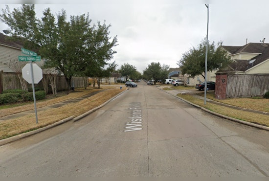 Houston Police Probe Deadly Double Shooting, Seek Early-20s Suspect Driving Gray Dodge Charger