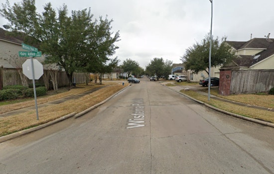Houston Police Probe Deadly Double Shooting, Seek Early-20s Suspect Driving Gray Dodge Charger