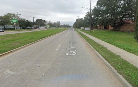 Houston Police Probe Death of Man Found Under SUV on Cullen Boulevard