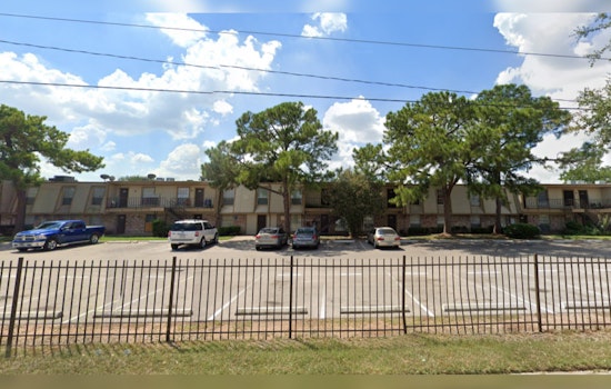 Houston Resident Fatally Shoots Uninvited Man in North Houston Apartment Incident