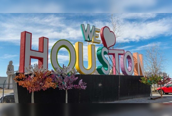 Houston's Economic Boom Bolstered by Immigrant Workforce Amidst State Policy Tensions