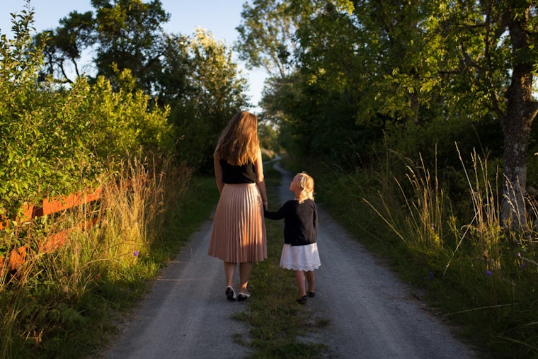 Houston's Passport Journeys App Aims to Mend Mother-Daughter Bonds Amid Societal Challenges