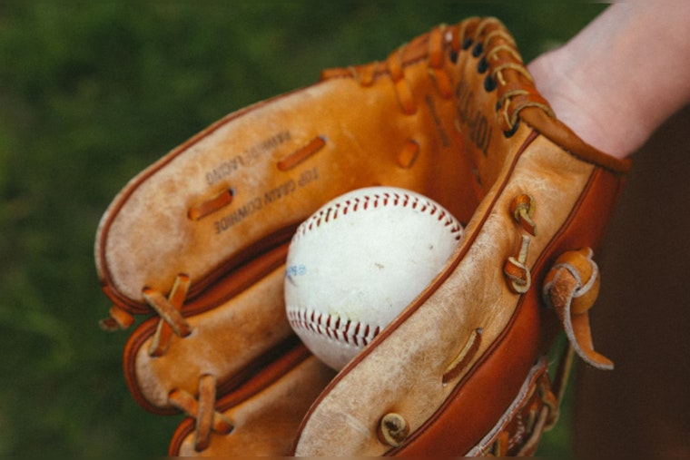 JD Thompson Shines as Vanderbilt Halts Tennessee's Winning Streak with 3-0 Shutout Victory