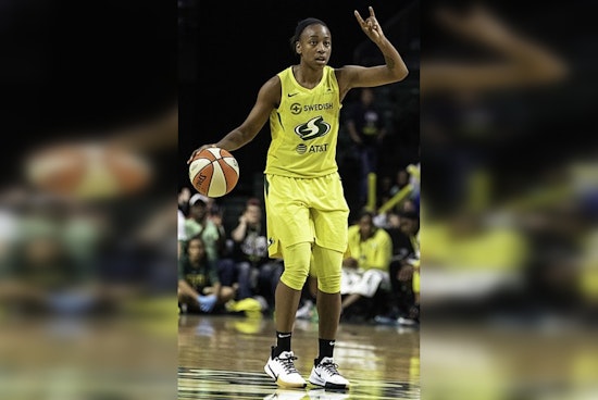 Jewell Loyd's 32 Points Lead Seattle Storm to Thrilling 85-83 Victory over Indiana Fever