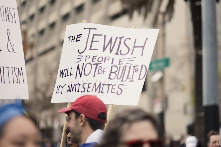 Jewish Students Rally for Israel and Speak Out Against Antisemitism on U.S. Campuses