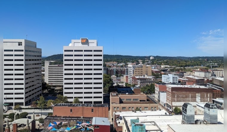 Knoxville Braces for Weather Whiplash: Rain, Thunderstorms, and Sunny Spells in Forecast