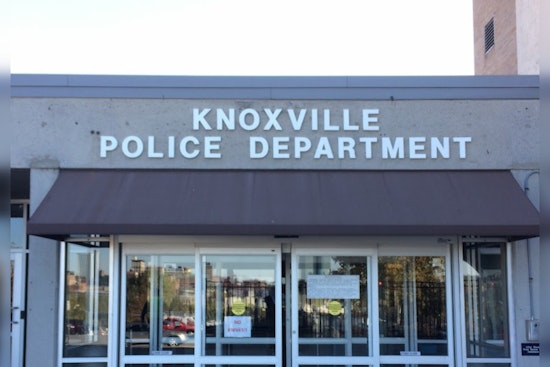 Knoxville Police Investigate Fatal Crash on I-40 East at Western Avenue Underpass