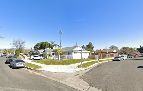 LA Firefighters Extinguish Canoga Park House Fire Sparked by Outdoor Trash Blaze