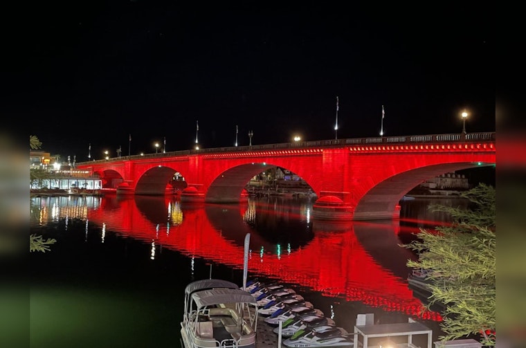 Lake Havasu City Honors Fallen Heroes with Enthralling Red Lights During 'Light the Night' Vigil