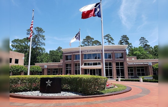 Lone Star College Embraces Diversity with First Spanish-Language Graduation Ceremony in Houston