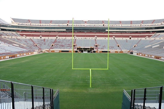 Longhorns Football Legend and Texas Athletics Hall of Honor Inductee Mike Cotten Passes Away at 84