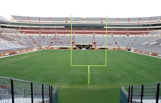 Longhorns Football Legend and Texas Athletics Hall of Honor Inductee Mike Cotten Passes Away at 84