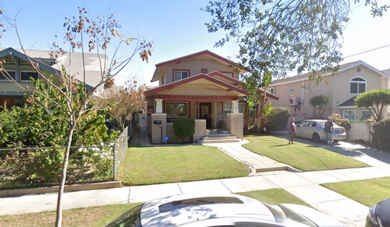 Los Angeles Firefighters Quickly Subdue Vermont Square Blaze, No Injuries Reported