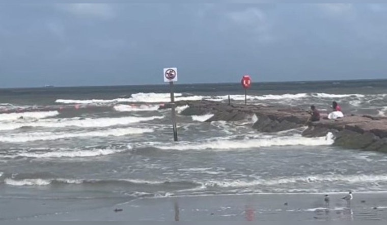 Louisiana Man Dies After Being Swept Away by Rip Current in Galveston During Holiday Weekend