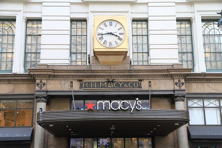 Macy's Debuts Dual-Format Store in Evergreen Park, Adds Suburban Chicago Location Amid Retail Evolution