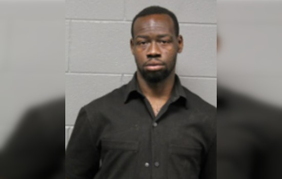 Man Charged with Aggravated Robbery After Daylight Heist in Chicago's Business District