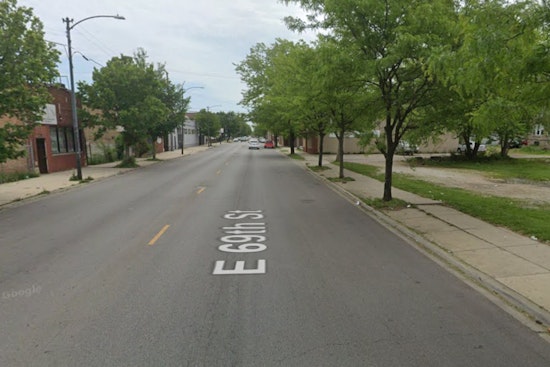 Man Fatally Shot After Assailant Fires Through Door in Chicago's Greater Grand Crossing
