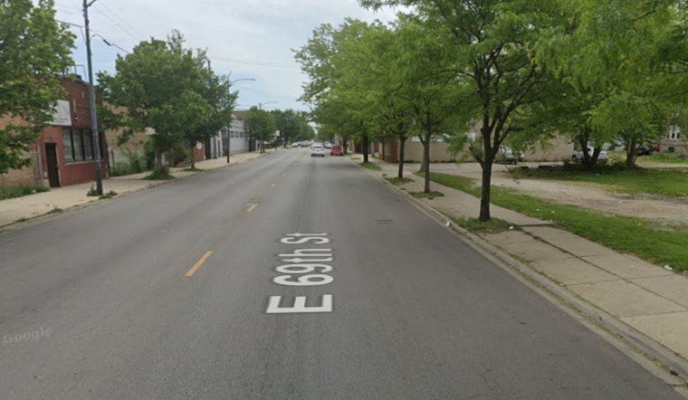 Man Fatally Shot After Assailant Fires Through Door in Chicago's Greater Grand Crossing