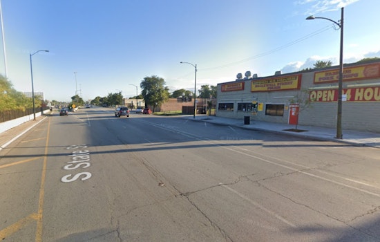 Man Fatally Shot During Argument in Chicago's Park Manor, Gunman at Large