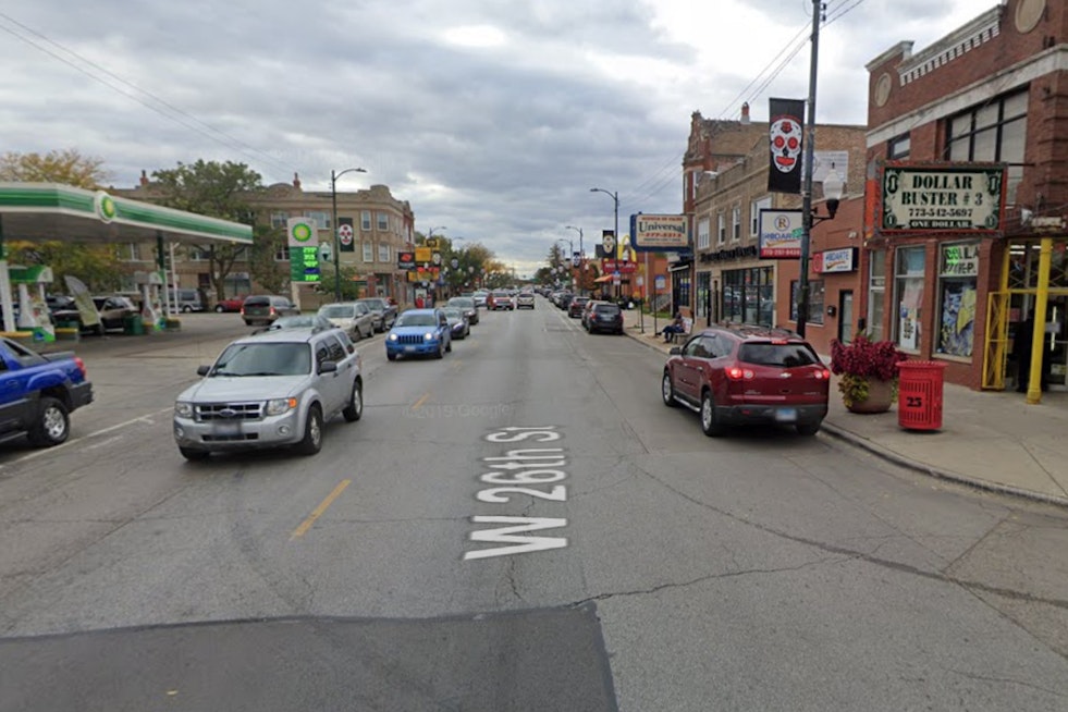 Man Fatally Stabbed Following Argument in Chicago’s Little Village, Suspect at Large