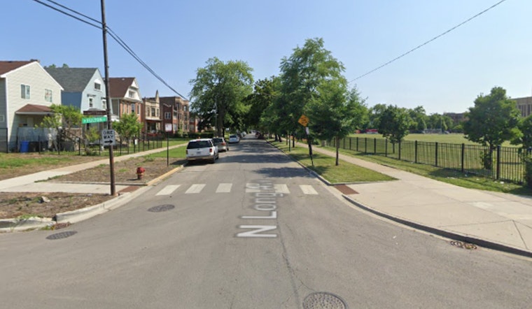 Man Fatally Stabbed in Chicago’s Austin Neighborhood, Suspects Remain at Large