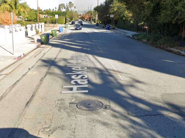 Man Found Dead in Residential Pool in Encino, LAPD Investigating Potential Accidental Drowning