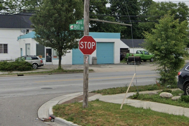 Man Hospitalized Following Midnight Shooting in Grand Rapids as Police Seek Suspect