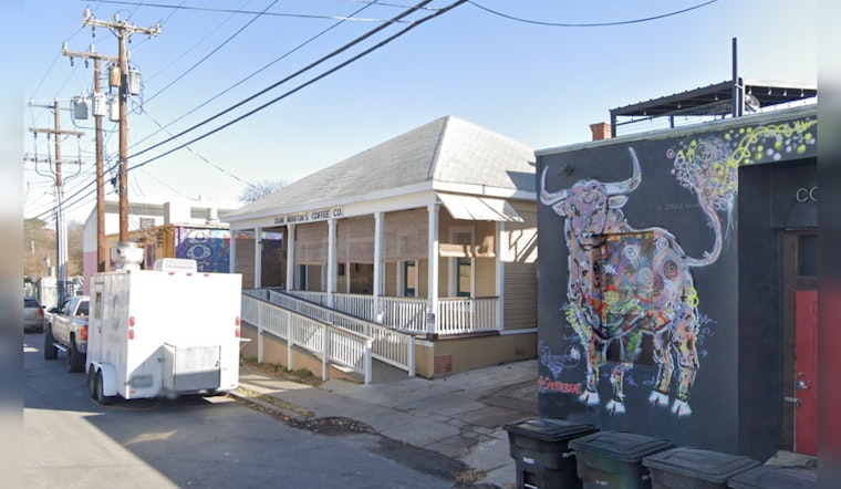Man Hospitalized, Police Seek Suspect After Bottle Attack in Downtown San Antonio Bar Fight
