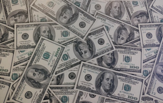 Man Sentenced in Seattle for Defrauding COVID-19 Relief Funds, Faces 42 Months