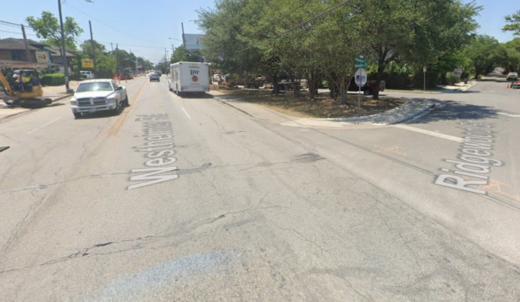 Man Shot in Leg Over Empty Satchel in Houston's Montrose Area, Gunmen Sought by Police