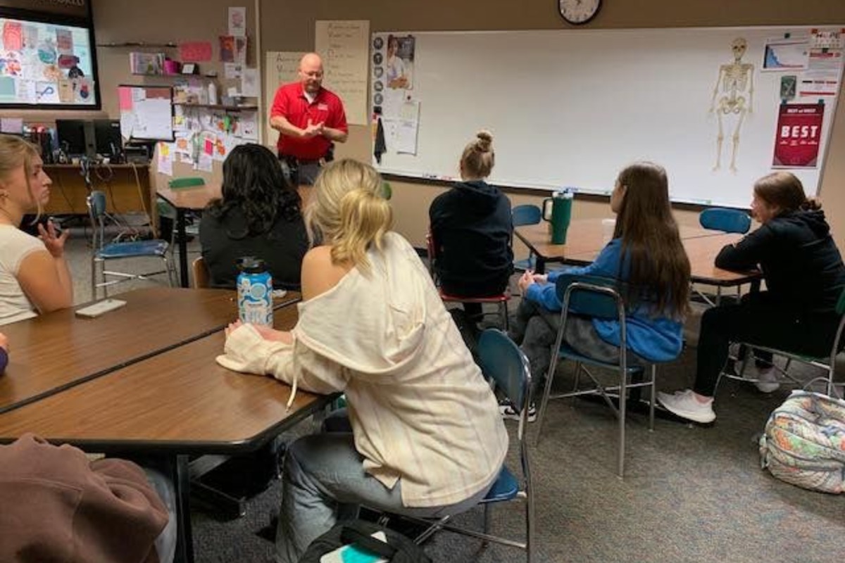 Mankato Officer Engages West High School Students on Mental Health and