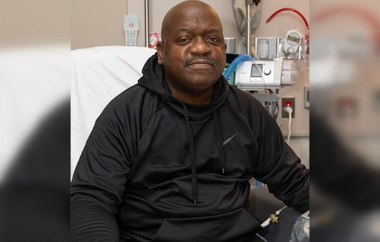 Massachusetts Man, World's First Pig Kidney Transplant Recipient, Dies Unrelated to Procedure