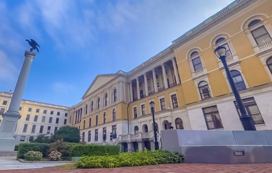 Massachusetts Tax Revenues Exceed Projections by $1 Billion in April Boost