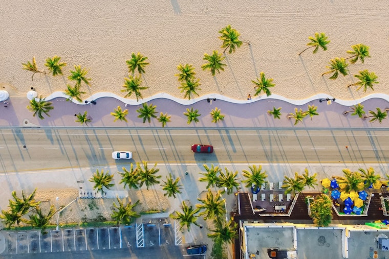 Miami Anticipates Sunshine with Sporadic Showers, Warmer Midweek Temperatures on the Horizon