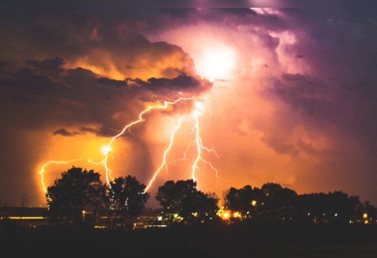 Miami Braces for Unpredictable Weather, Heat, Thunderstorms Loom in South Florida Forecast