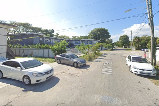Miami Neighborhood Roused by Early Morning Blaze, Five Cars Damaged in Fire