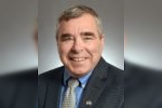 Minnesota Senate Passes Educational Reform Bill Guided by Senator Steve Cwodzinski's Leadership