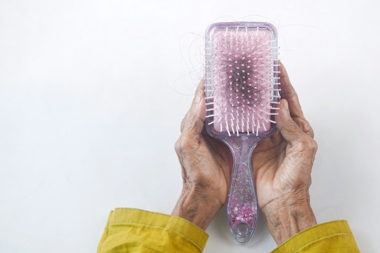 MIT, Harvard Med School Achieve Hair Restoration Breakthrough with Microneedle Patches