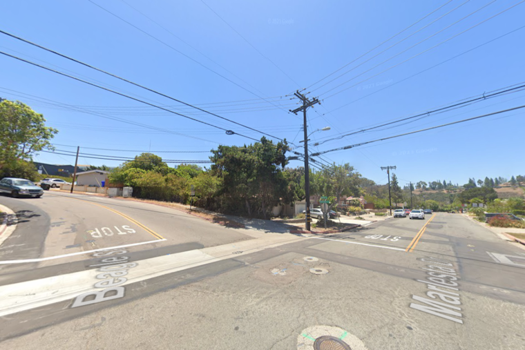 Motorcyclist Fractures Femur in Solo Crash on Beagle Street in Clairemont Mesa East