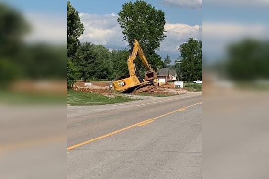 Murfreesboro Gas Line Struck by Construction, Prompting Evacuations and Traffic Closures